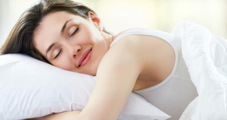 seis-modos-de-tornar-o-sono-mais-eficiente-para-sua-beleza